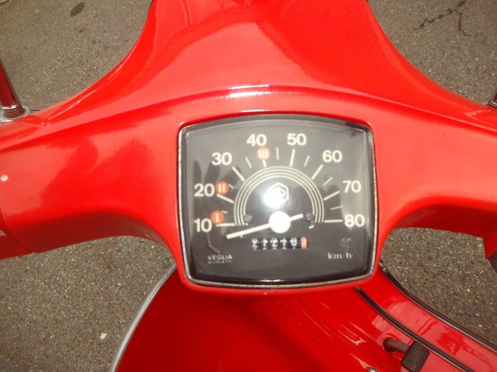 Piaggio Scooter: Piaggio Vespa 50 special Handgeschaltet – Usato da Schlieren venduto da Ikiyzimi 4