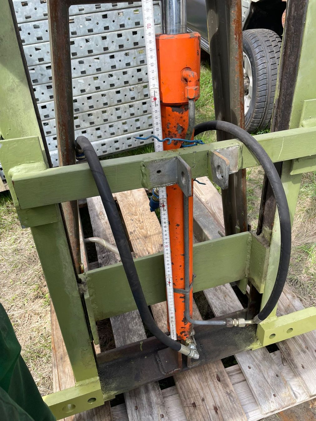 Tutti gli attrezzi: Hydraulischer 3-Punkt-Hubwerk – Usato da Chiggiogna venduto da albetta55 3