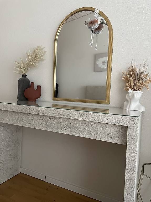 Ikea Tavoli da trucco: Ikea Schminktisch Stein Optik – Usato da Islikon venduto da l.ina3 1