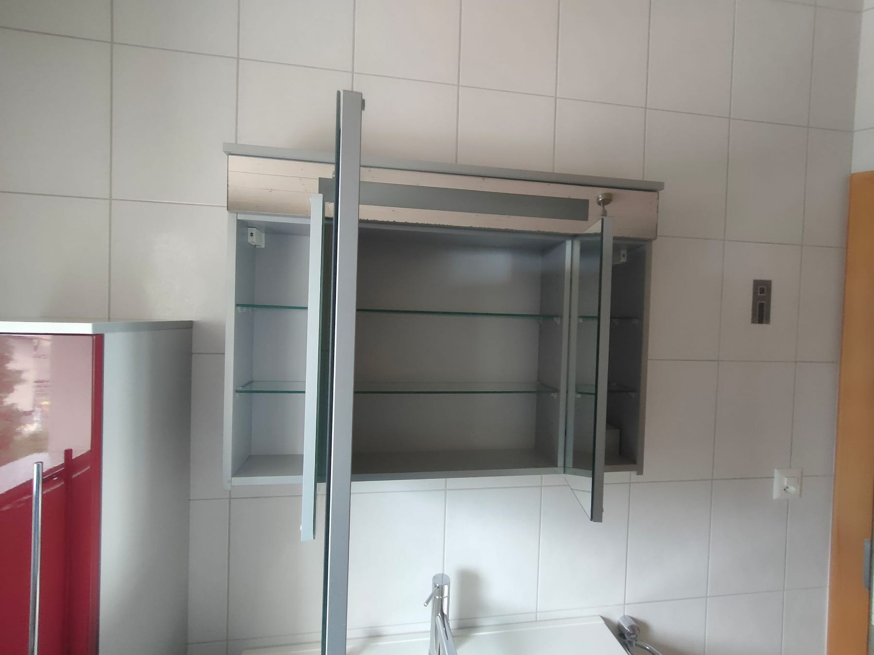 Spiegelschränke: ensemble de meubles de salle de bain à vendre – Gebraucht aus Grône von mmaye 3