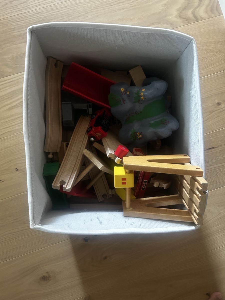 Brio Giocattoli: Brio Bahn box  – Usato da Horgen venduto da gabigoni