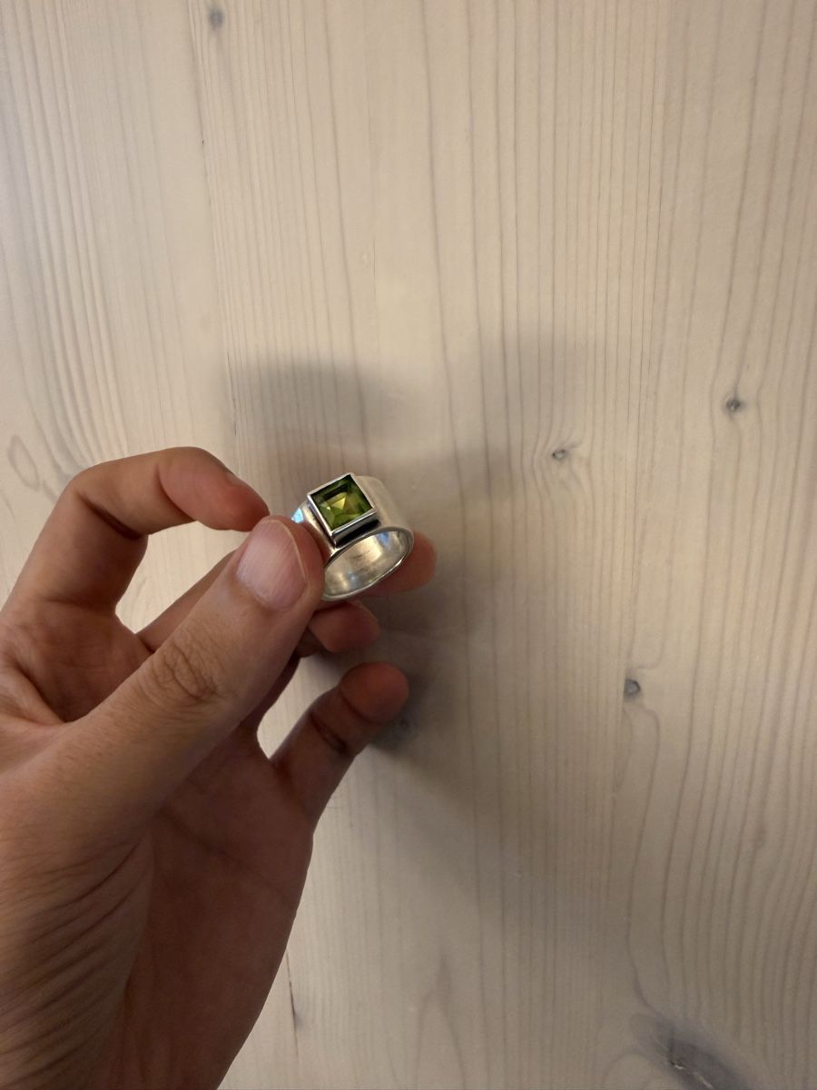 Anelli: Silberring mit Peridot-Stein – Usato da Knonau venduto da Danyboy30 3