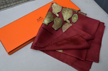 Seidentuch / Foulard en soie Hermès