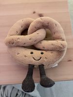 Jellycat Kuscheltier Brezel Amuseables guter Zustand
