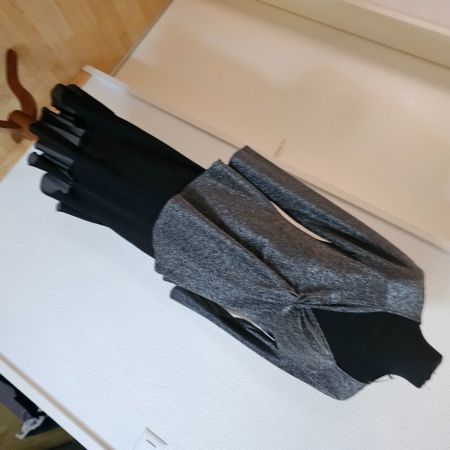 Sehr elegantes kleider paket Gr. 42,