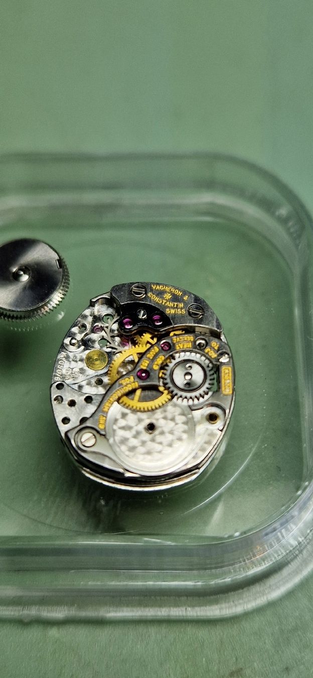 Vacheron Uhren: Fournitures Vacheron Constantin cal 1050/B – Gebraucht aus Genthod von pra_fs6q 1