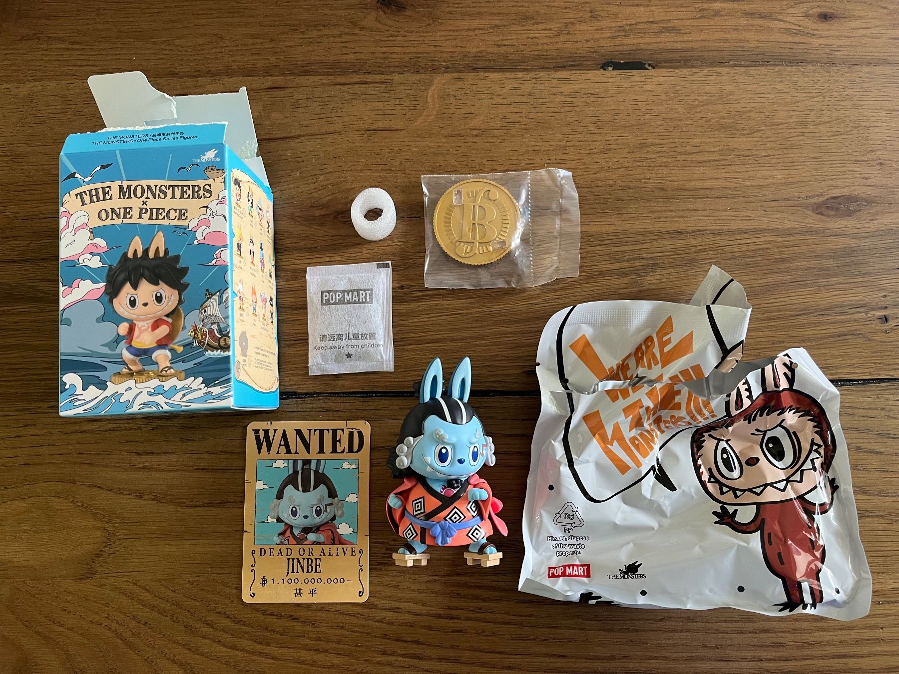 Pop Mart Figuren: POP MART Labubu THE MONSTERS x ONE PIECE  "Jinbe" – Neu (gemäss Beschreibung) aus Basel von elfeli81