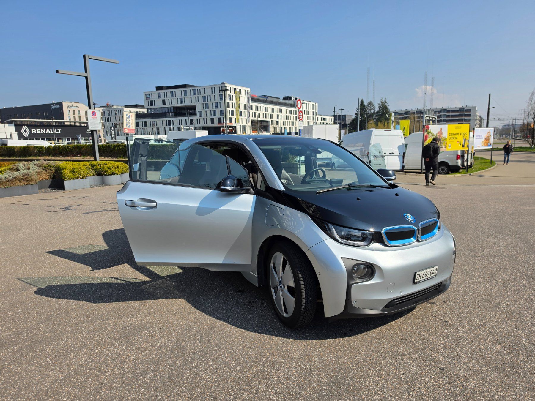 BMW Automobili: BMW i3- mit Range Extender-keine Reichweitenangst – Usato da Zürich venduto da gandiface 1