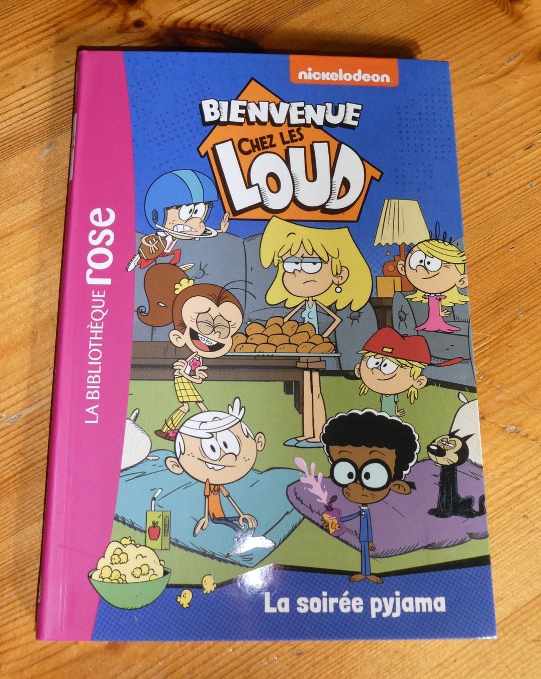 Libri: Bienvenue chez les Loud Soirée Pyjama – Nuovo e nell'imballaggio originale da Troistorrents venduto da Marion70