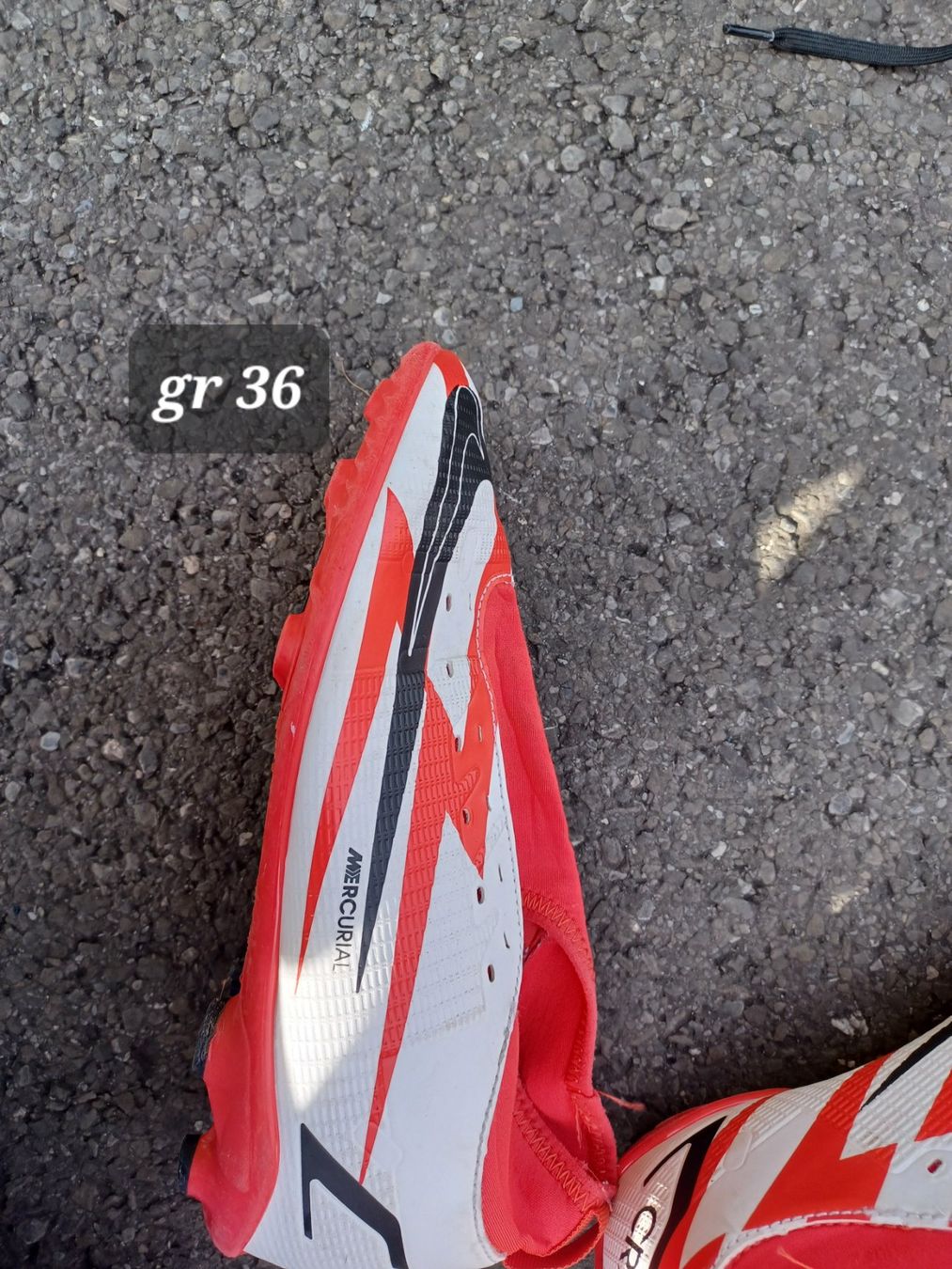 Scarpe da uomo: Mercurial – Usato da Emmenbrücke venduto da Ddagi