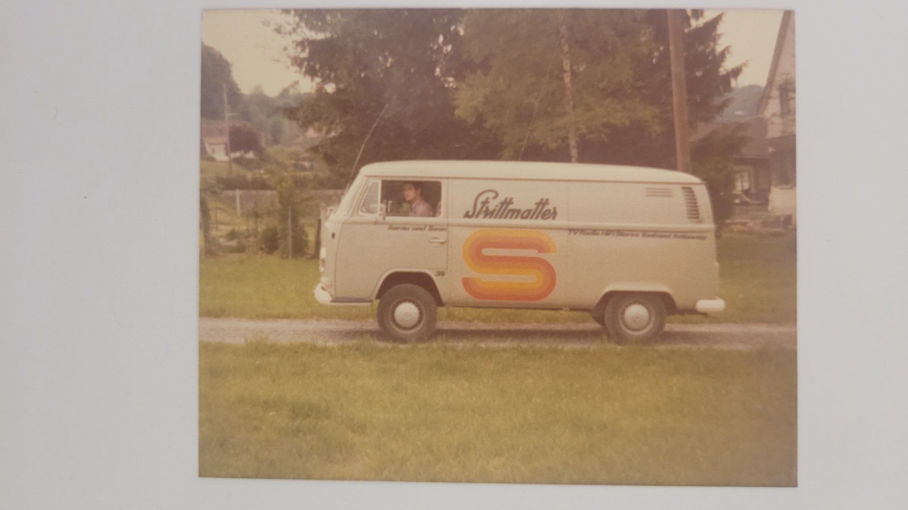 Poster & Bilder: Foto VW Bus Strittmatter R60 – Gebraucht aus nunningen von mic_88k2