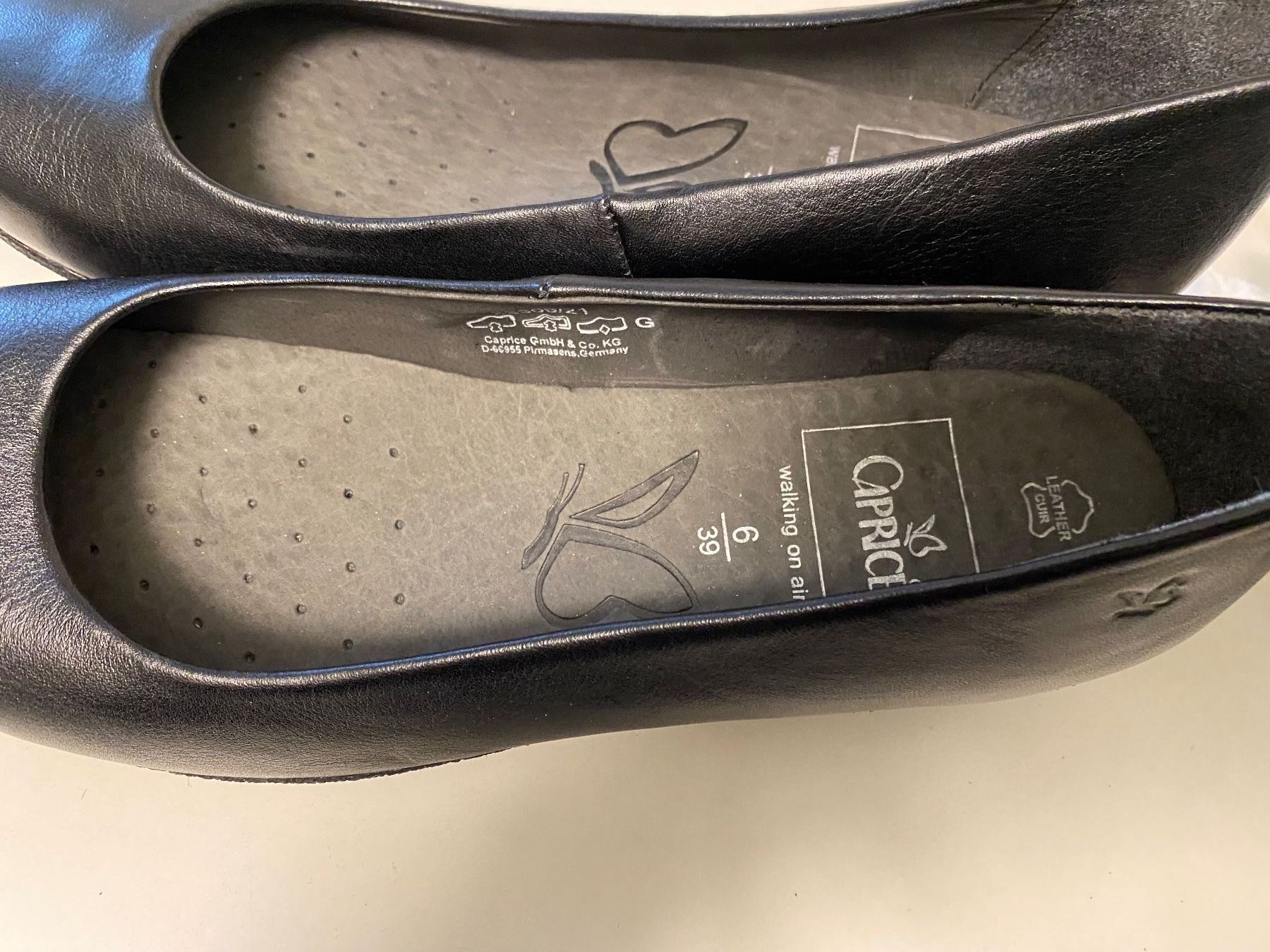 Damenschuhe: Pumps – Gebraucht aus Thalwil von peonia88