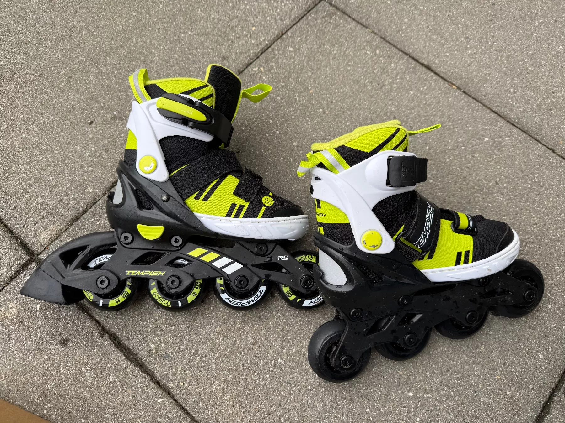 Patins à roul. & inline: Rollerblades – D'occasion à Winterberg par NF05