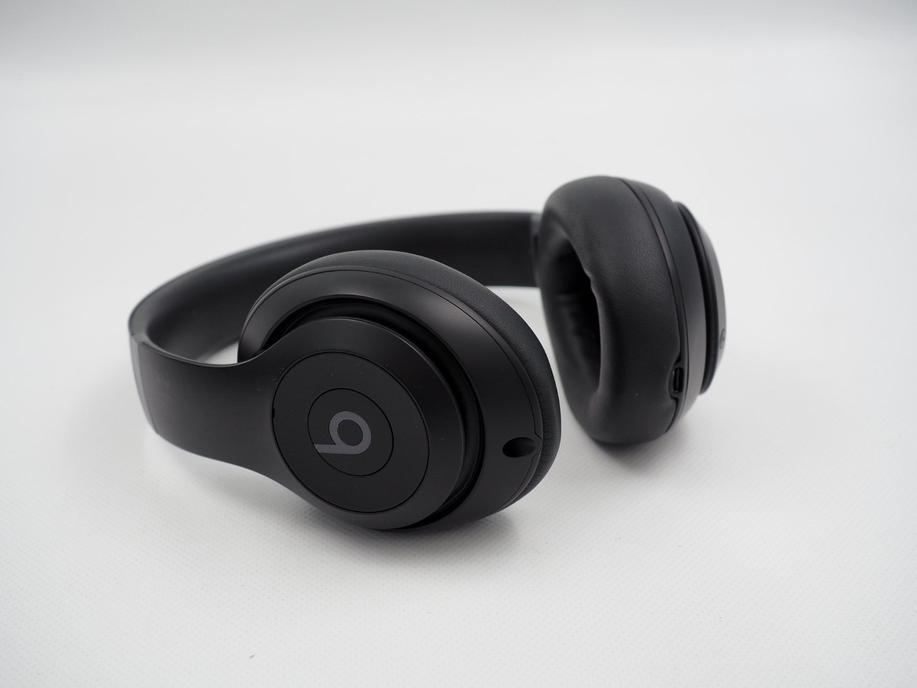 Beats Cuffie: BEATS Studio Pro Bluetooth Kopfhörer (26061009) – Usato da Zürich venduto da fundsachenverkauf 1