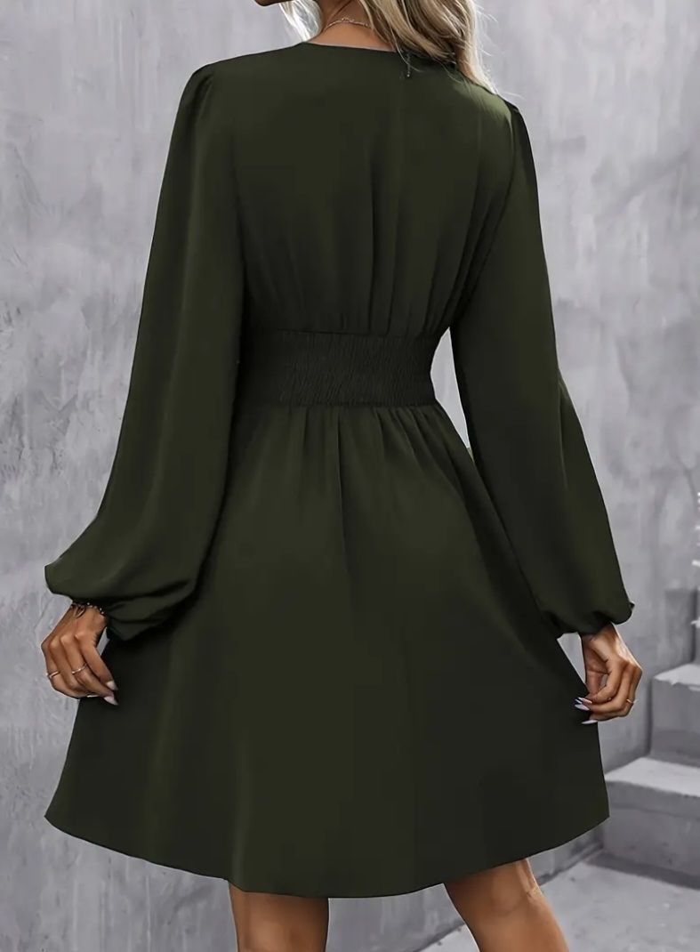 Vestiti: Elegantes Kleid mit Puffärmeln Gr. S – Nuovo (secondo la descrizione) da Zofingen venduto da Just_That_Thing 2