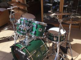 Schlagzeug Sonor Designer mit neuen Zildjian K Custom Becken