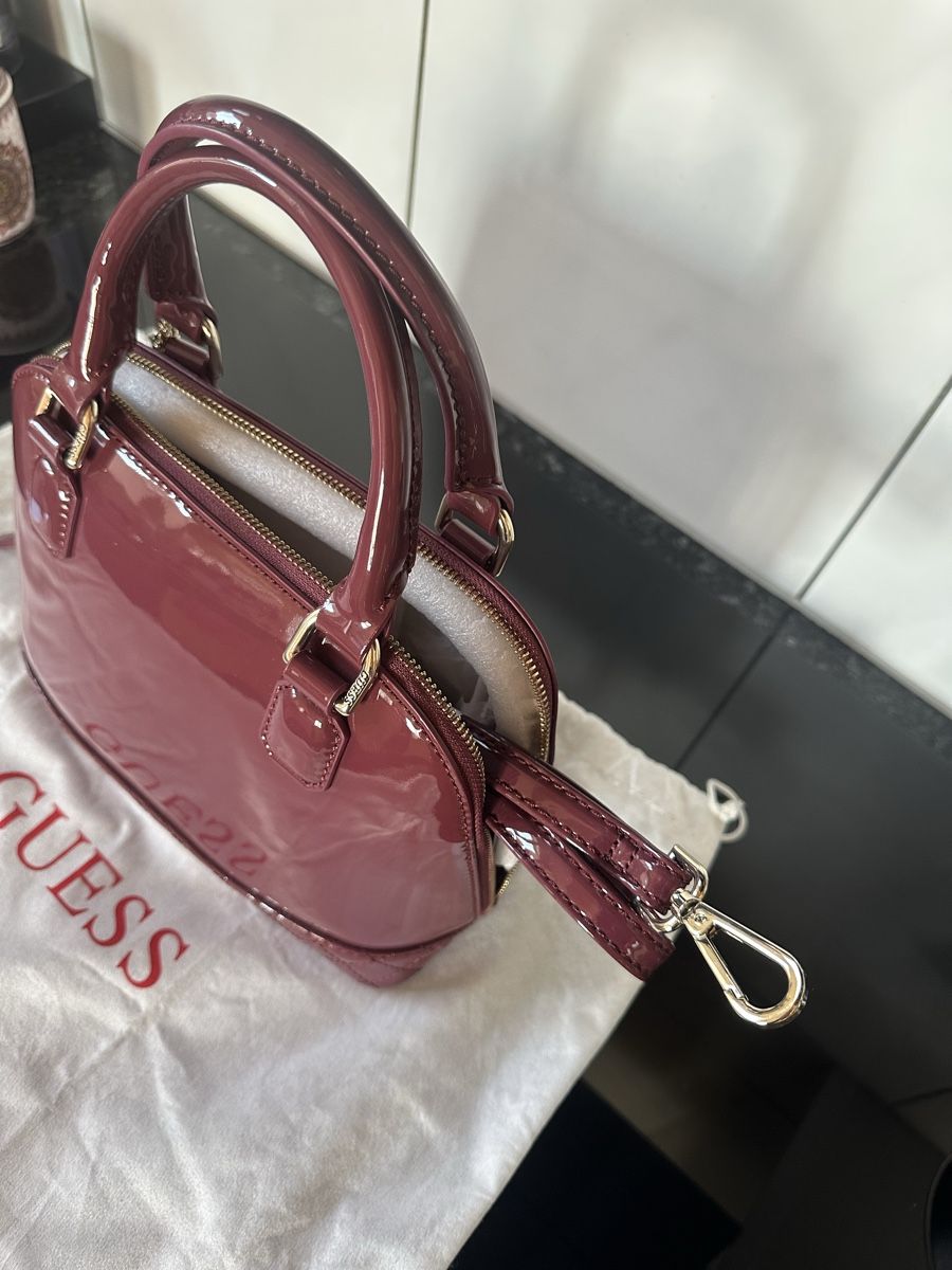 Borse da donna: Guess Tasche Neu! – Nuovo e nell'imballaggio originale da Eich venduto da gabry68 5