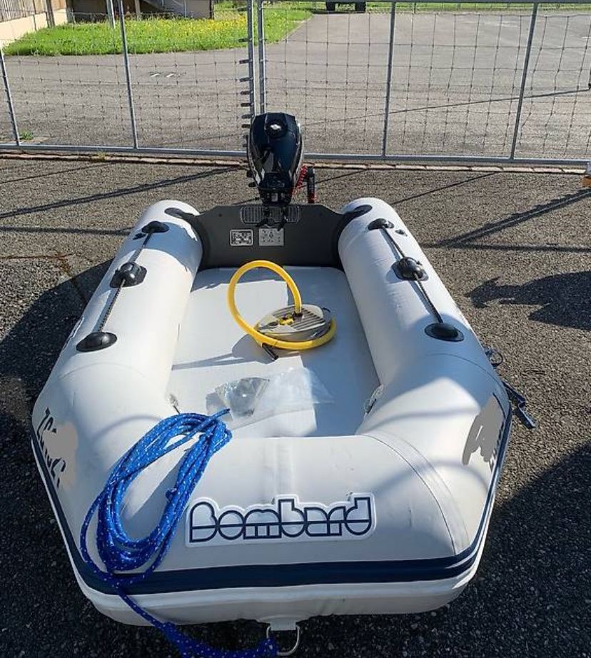 Bombard Boote: Schlauchboot zu verkaufen – Gebraucht aus Mollis von schewi4326
