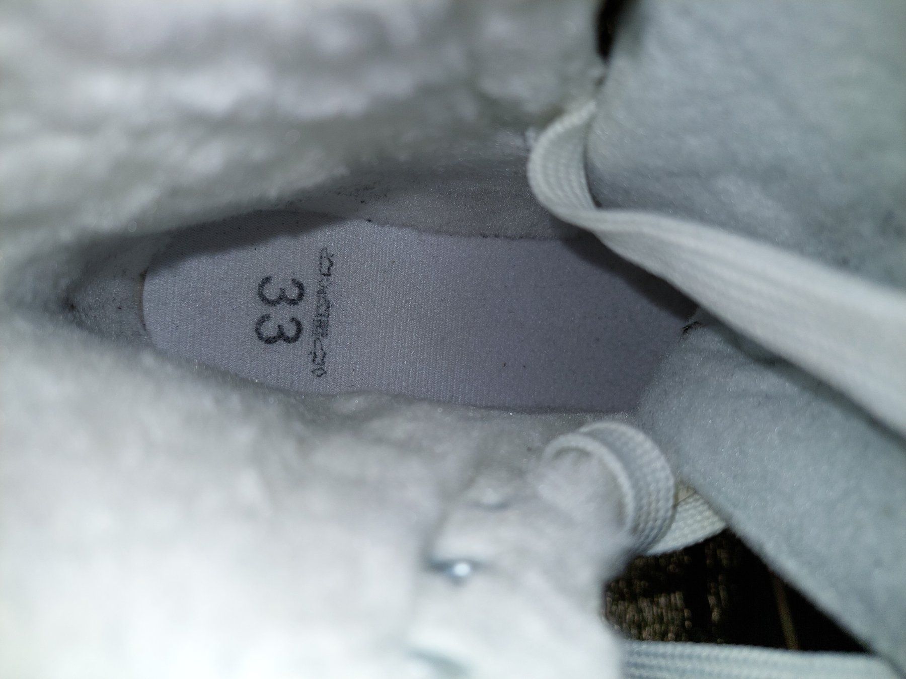 Decathlon Pattini da ghiaccio: Schlittschuhe Gr. 33 (Kinder) – Usato da Kloten venduto da Bogy 2