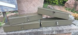 Konvolut Metalboxen verm. CH Armee