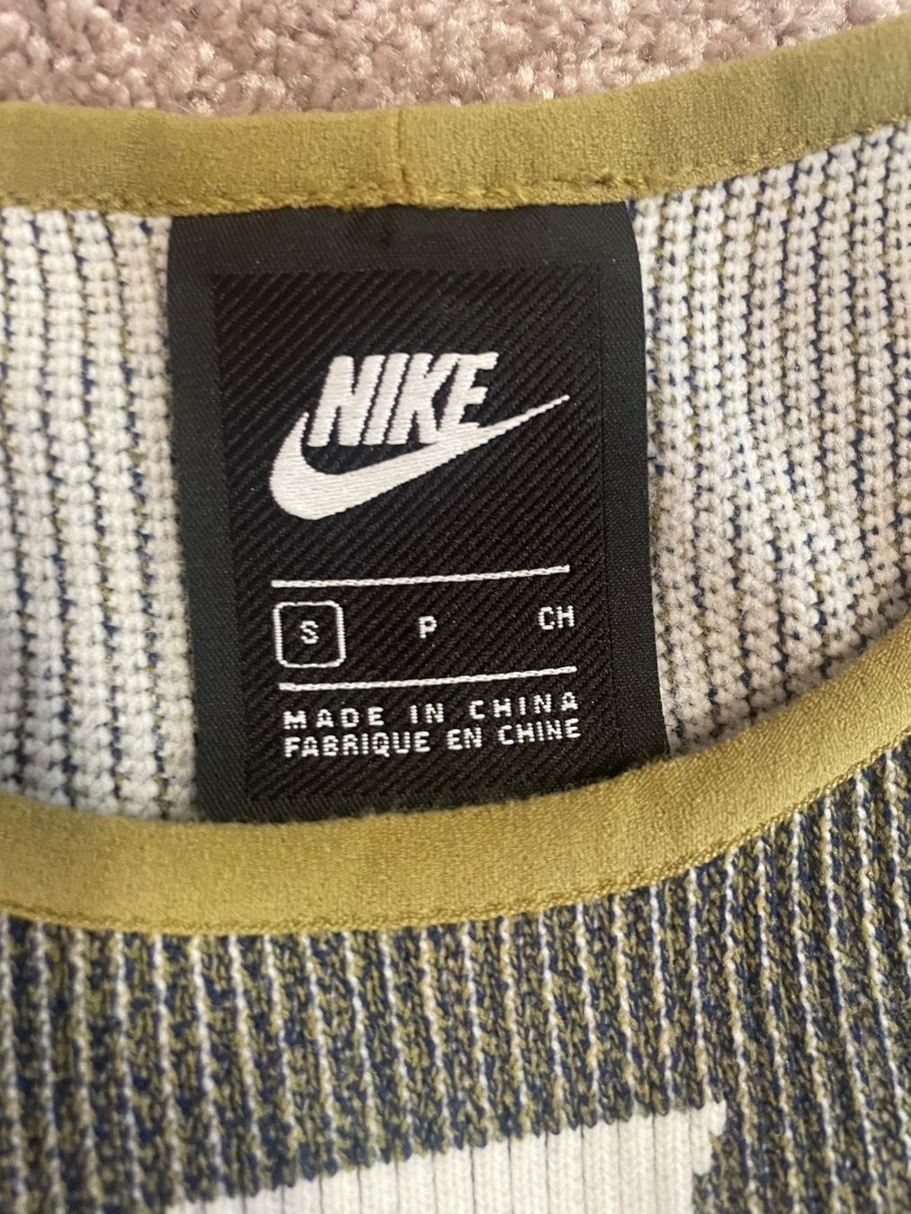 Nike Tops: Nike Top, Gr.S – Gebraucht aus Zürich von Caro55 2
