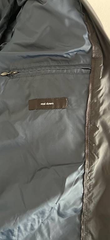 Hugo Boss Cappotti: Hugo Boss Daunenmantel, Gr 38 - schwarz – Usato da Langendorf venduto da winterjasmin 4