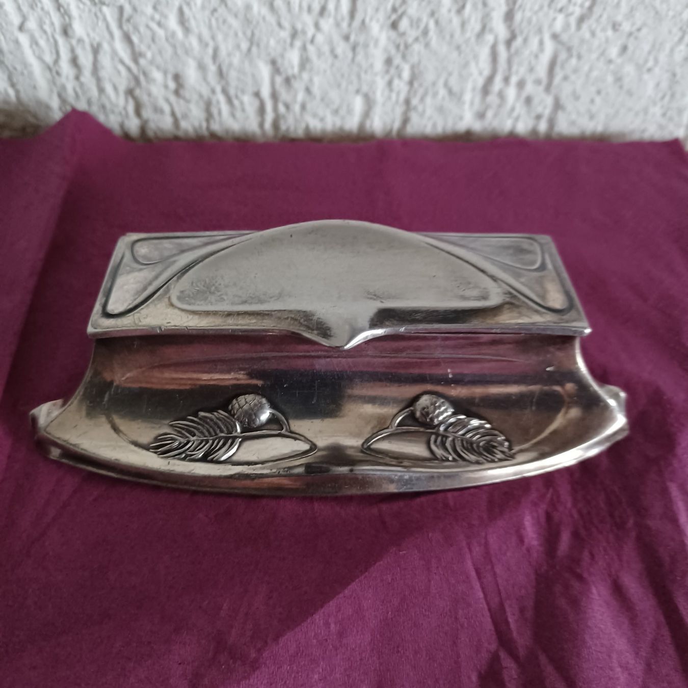 Barattoli: Jugendstil Briefmarkenbox WMF – Usato da Abtwil SG venduto da luupsy