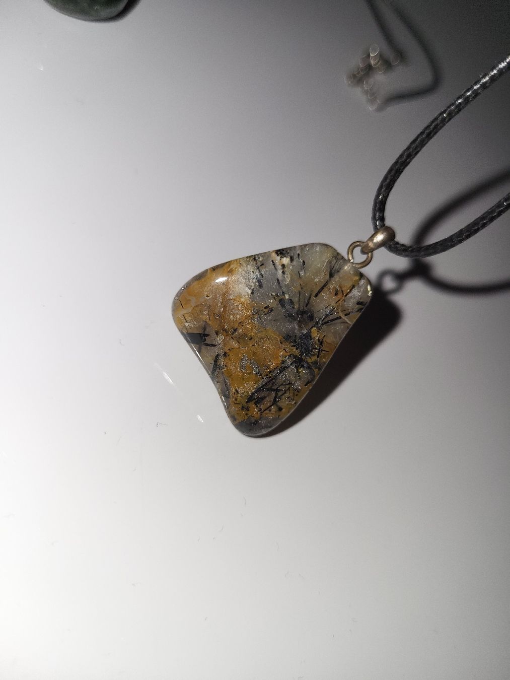 Pendentifs: quartz tourmaline – D'occasion à Palézieux par Erba24 1