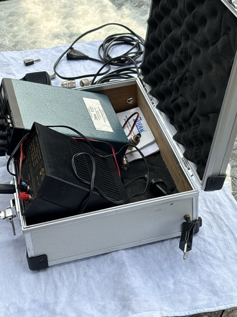 Technique de radiocom: CB Funkgerät Zodiac M 244 – D'occasion à Faulensee par Stimmung0 4