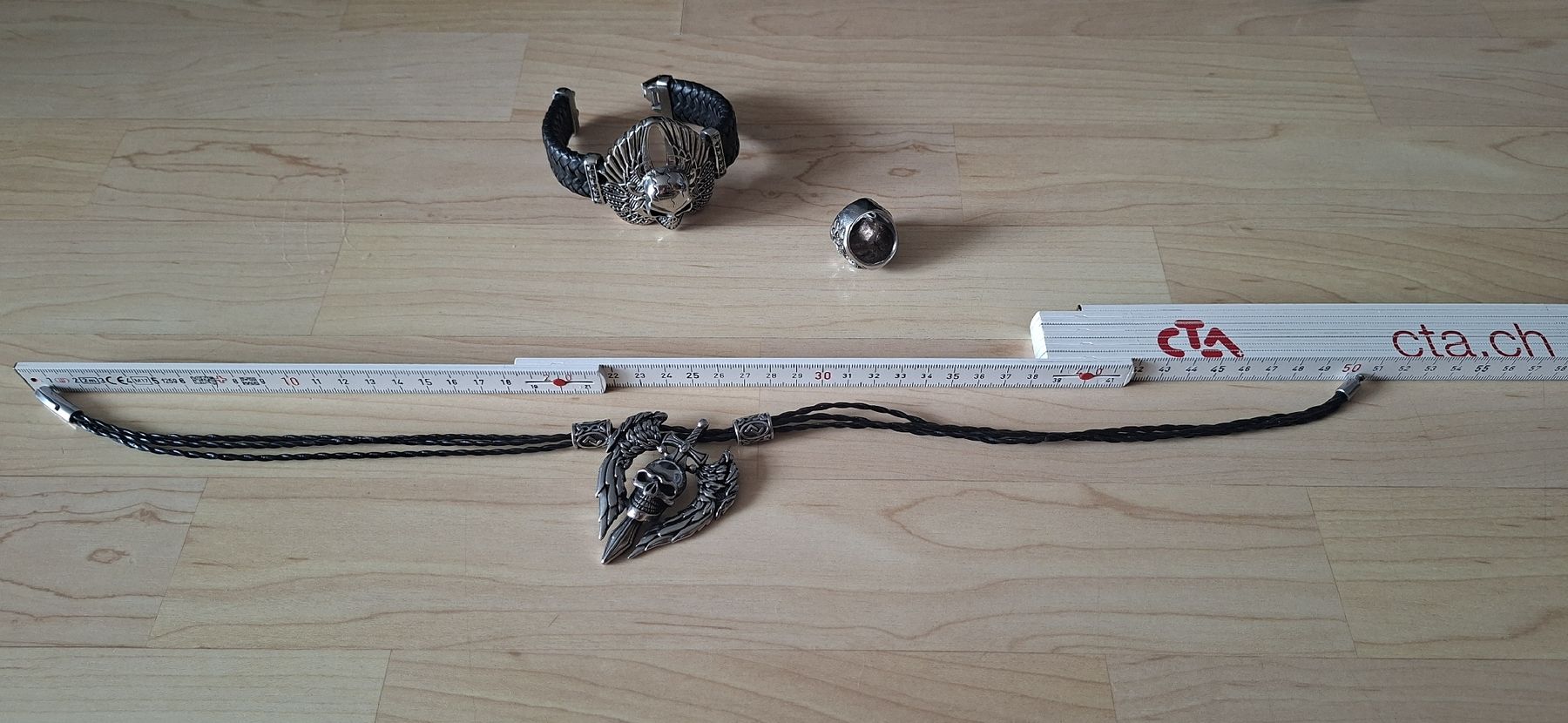 Altri gioielli: Herren Schmuck Edelstahl Leder Skull – Usato da Bern venduto da Stalino 5