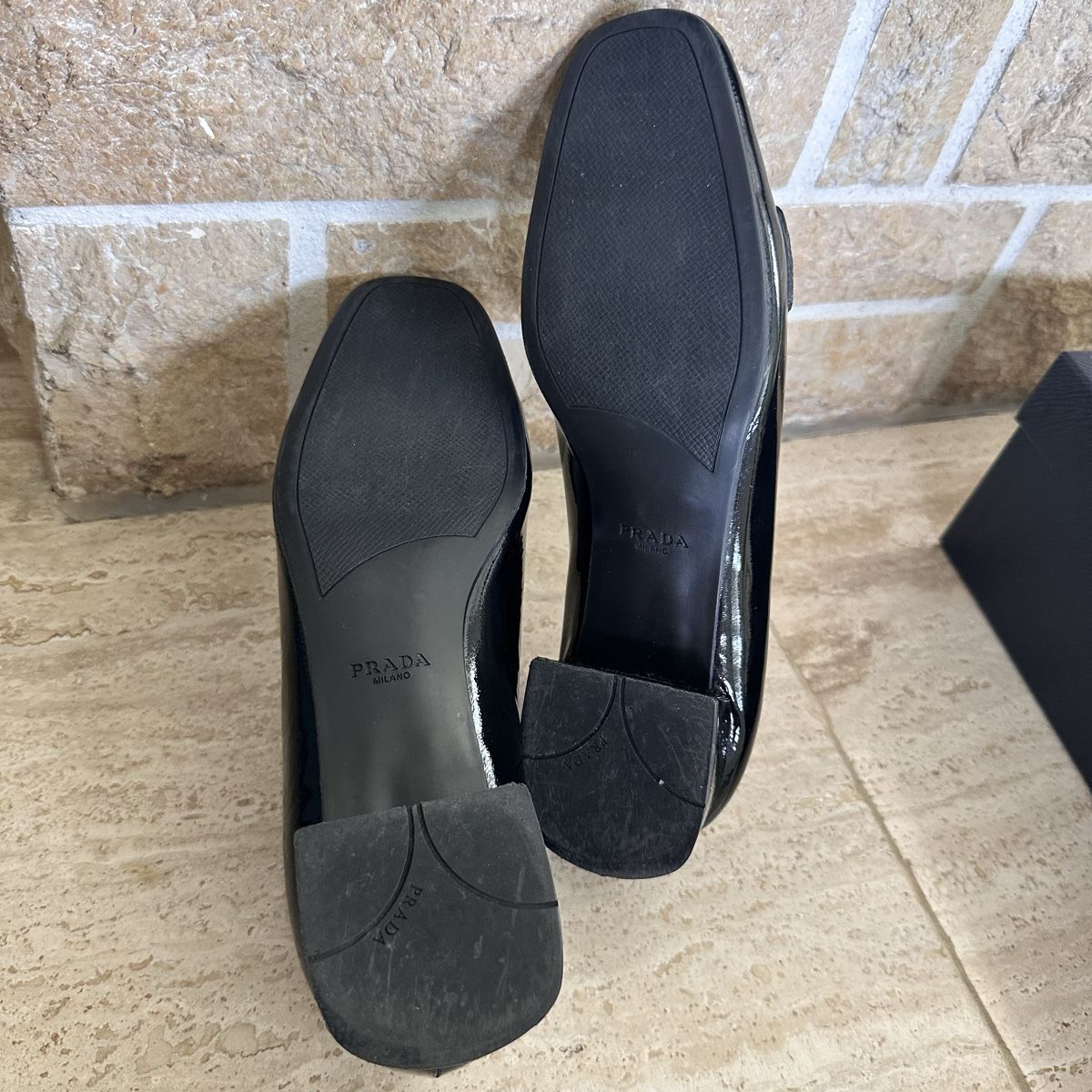 Prada Damenschuhe: PRADA Loafer Lack black Gr. 37.5 – Neu (gemäss Beschreibung) aus Liestal von bro_sh5v 1