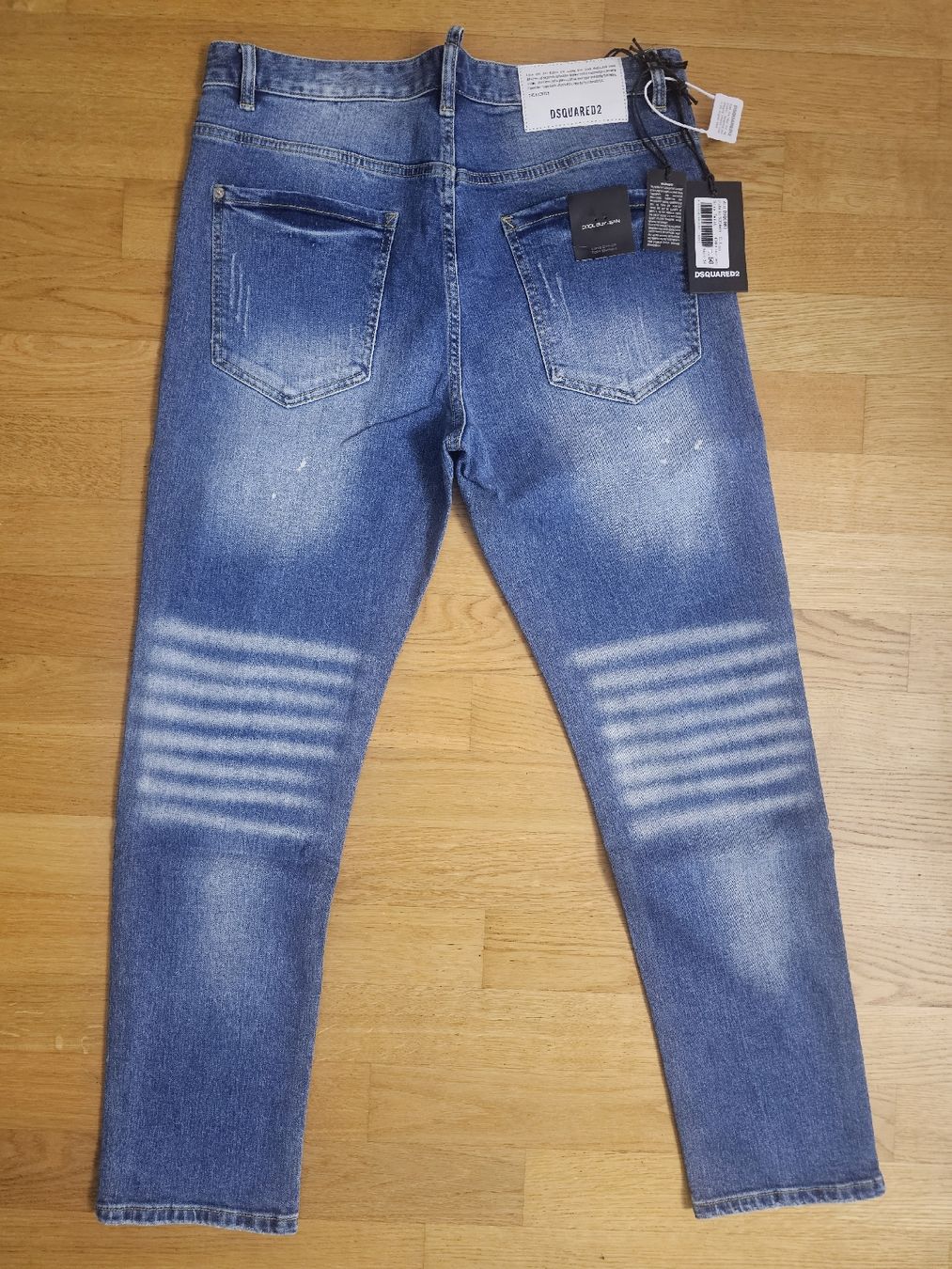 Dsquared2 Jeans: DSQUARED2 JEANS – Nuovo e nell'imballaggio originale da Bern venduto da Darmi 4