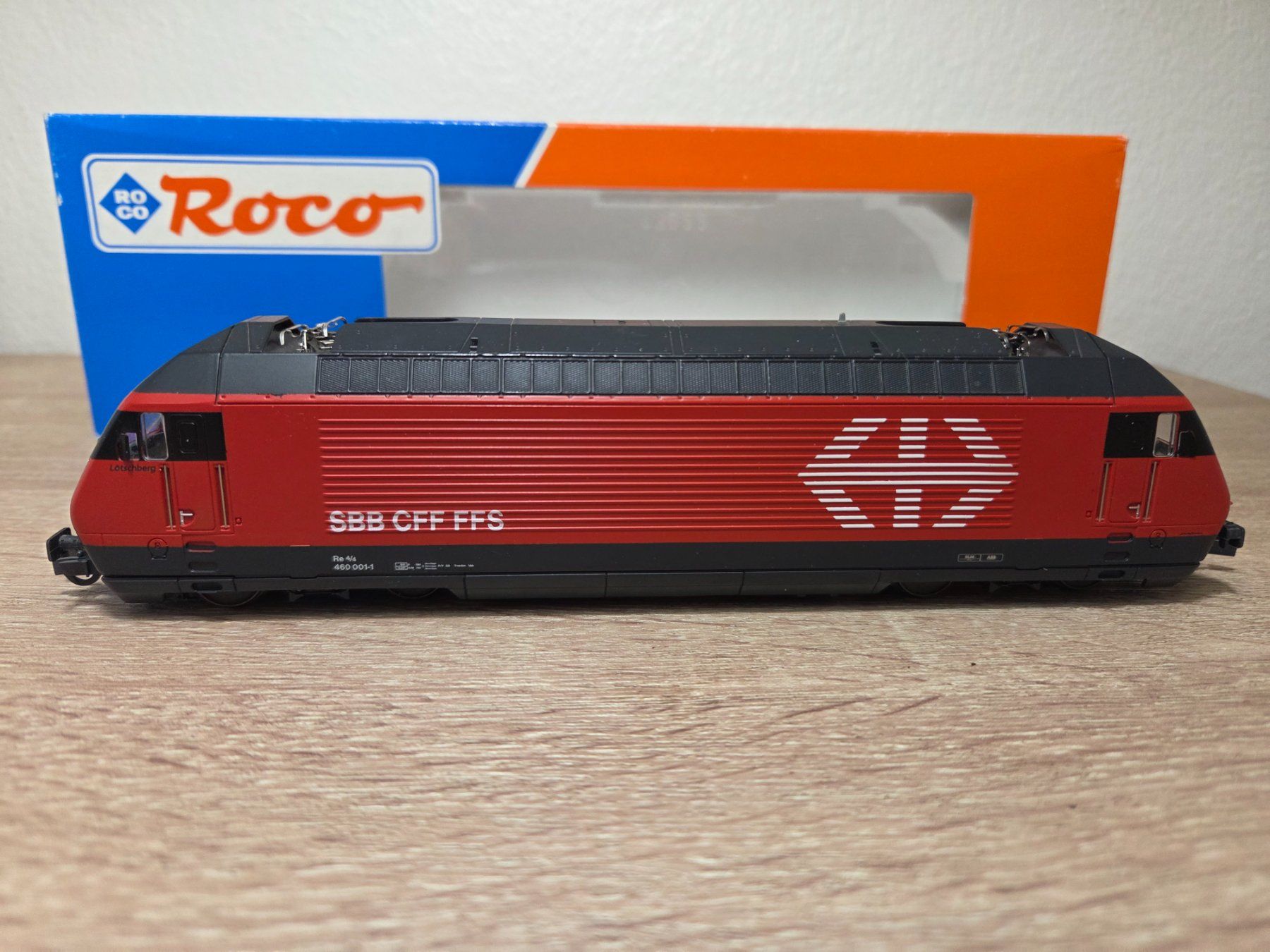 Roco Modellini di ferrovie: Roco 43655 E-Lok Re 460 SBB H0 – Usato da St-Aubin-Sauges venduto da Lo_Go 1
