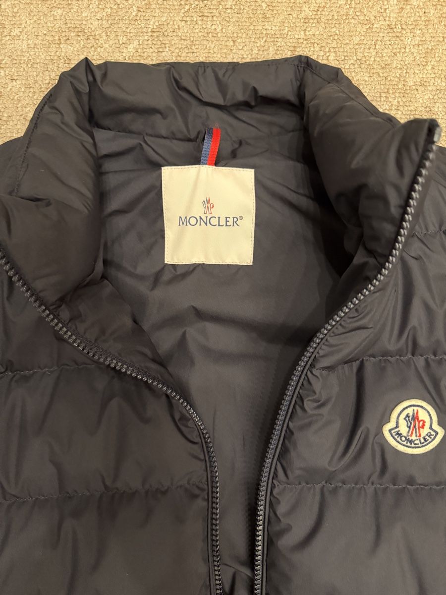 Moncler Maglioni & Felpe: Moncler Weste Grösse 4 – Nuovo e nell'imballaggio originale da Ebikon venduto da bee_66f9 1