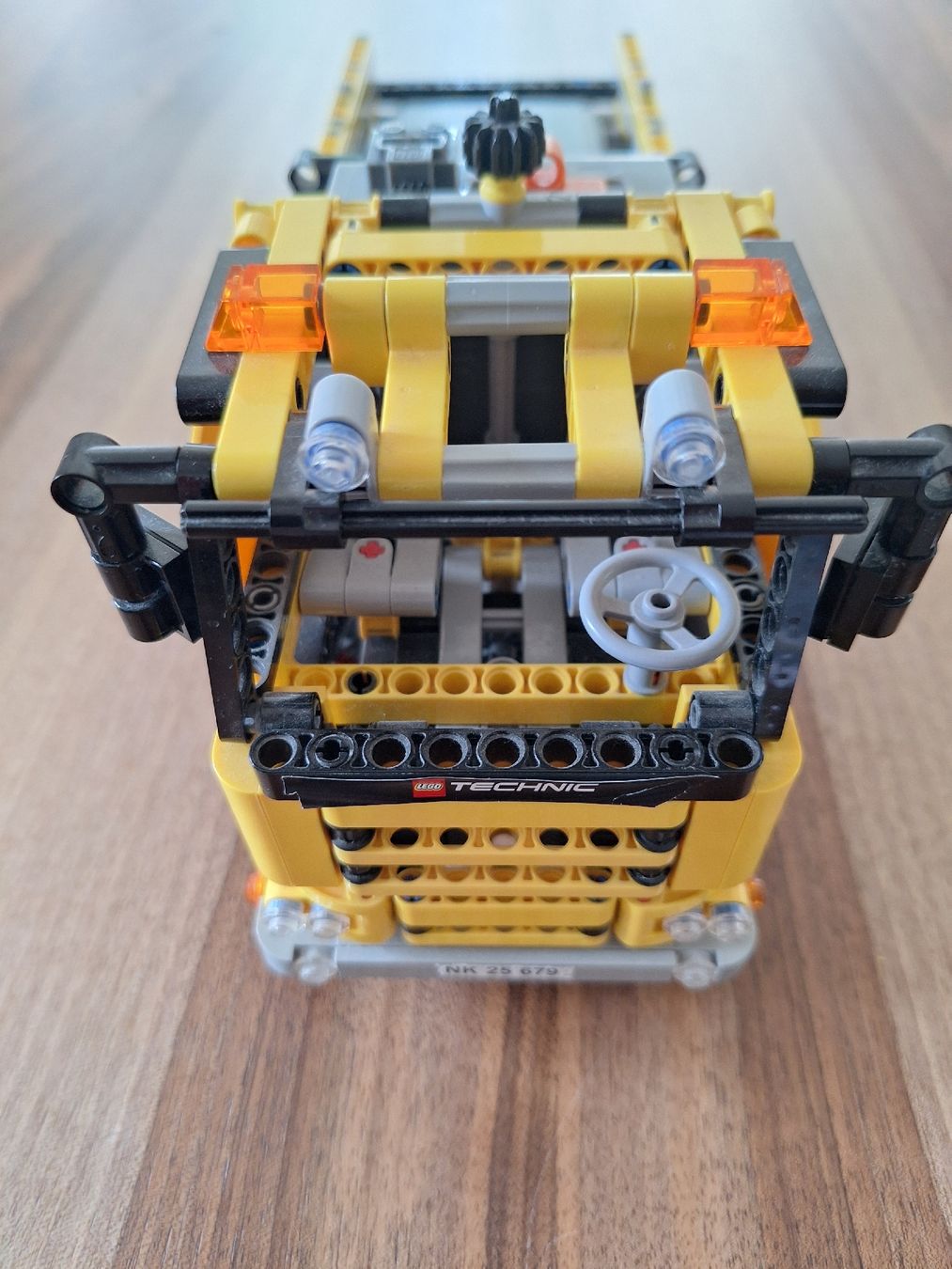 Lego Giocattoli: Lego Technic 8292 gebrauchter Lastwagen mit Anleitung – Usato da Affeltrangen venduto da Salz-Pfeffer 1