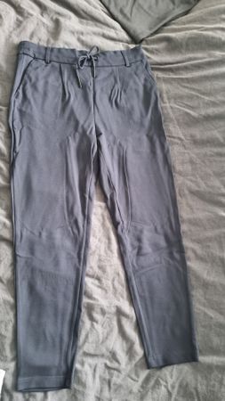 Only Hose, Grösse M/32, Dunkelblau, Top Zustand, Damen