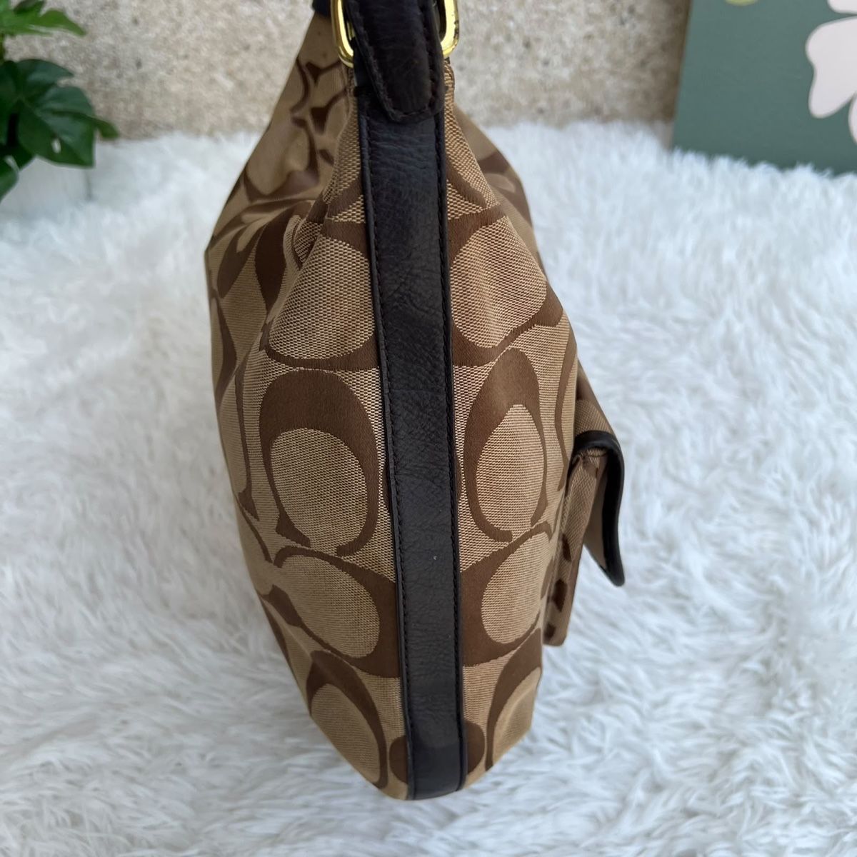 Coach Borse da donna: Coach Umhängetasche Monogramm braun Leder 36x28cm – Usato da Eggenwil venduto da CNSRVINTAGE 3