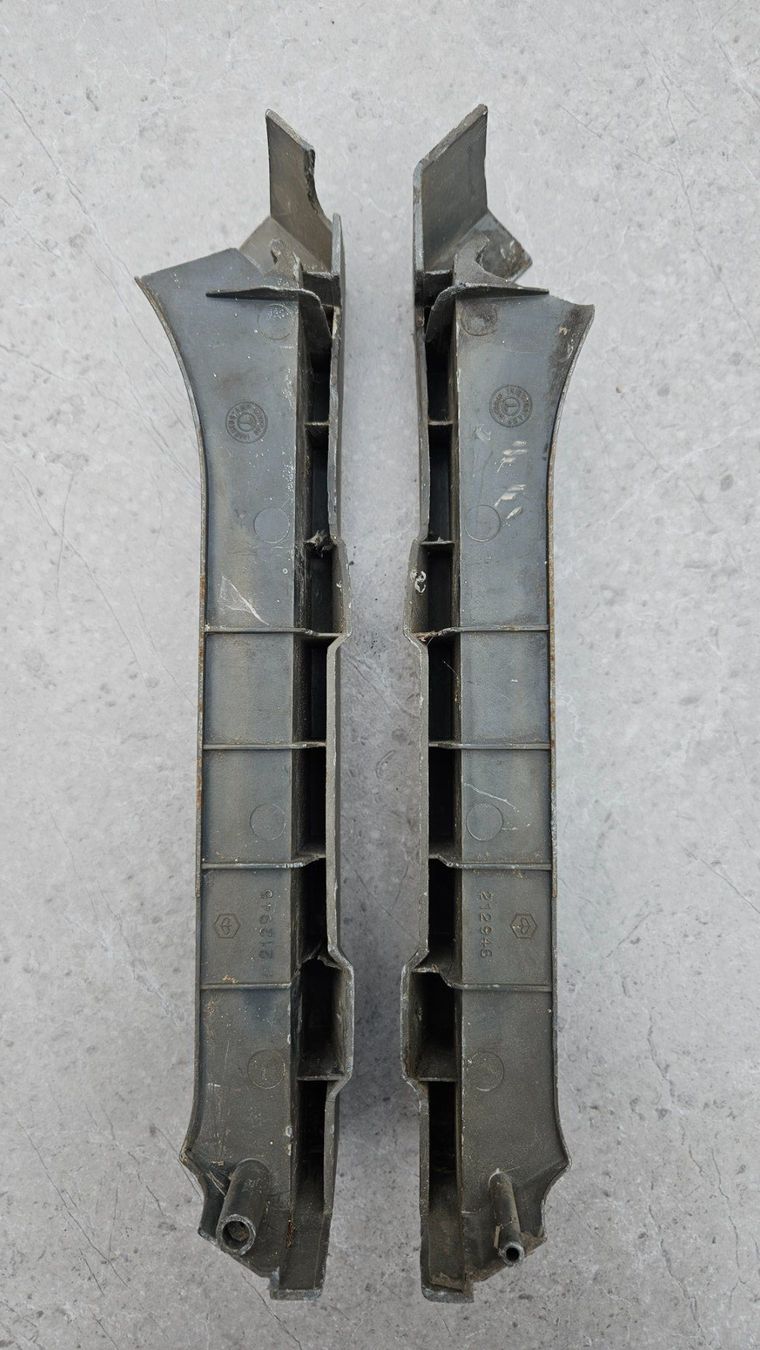 Piaggio Mofas: Piaggio Bravo 2 Marche pieds gris original – Gebraucht aus Biel/Bienne von Mouniou 2