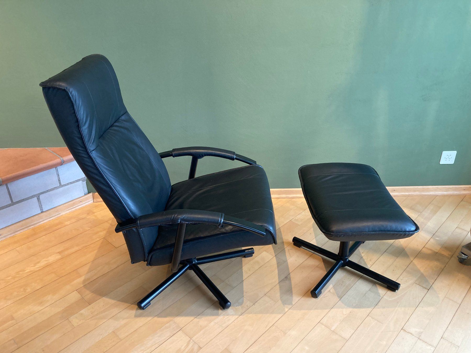 Poltrone: Ledersessel / Relax-Sessel in Echtleder – Usato da Remigen venduto da Murumuru