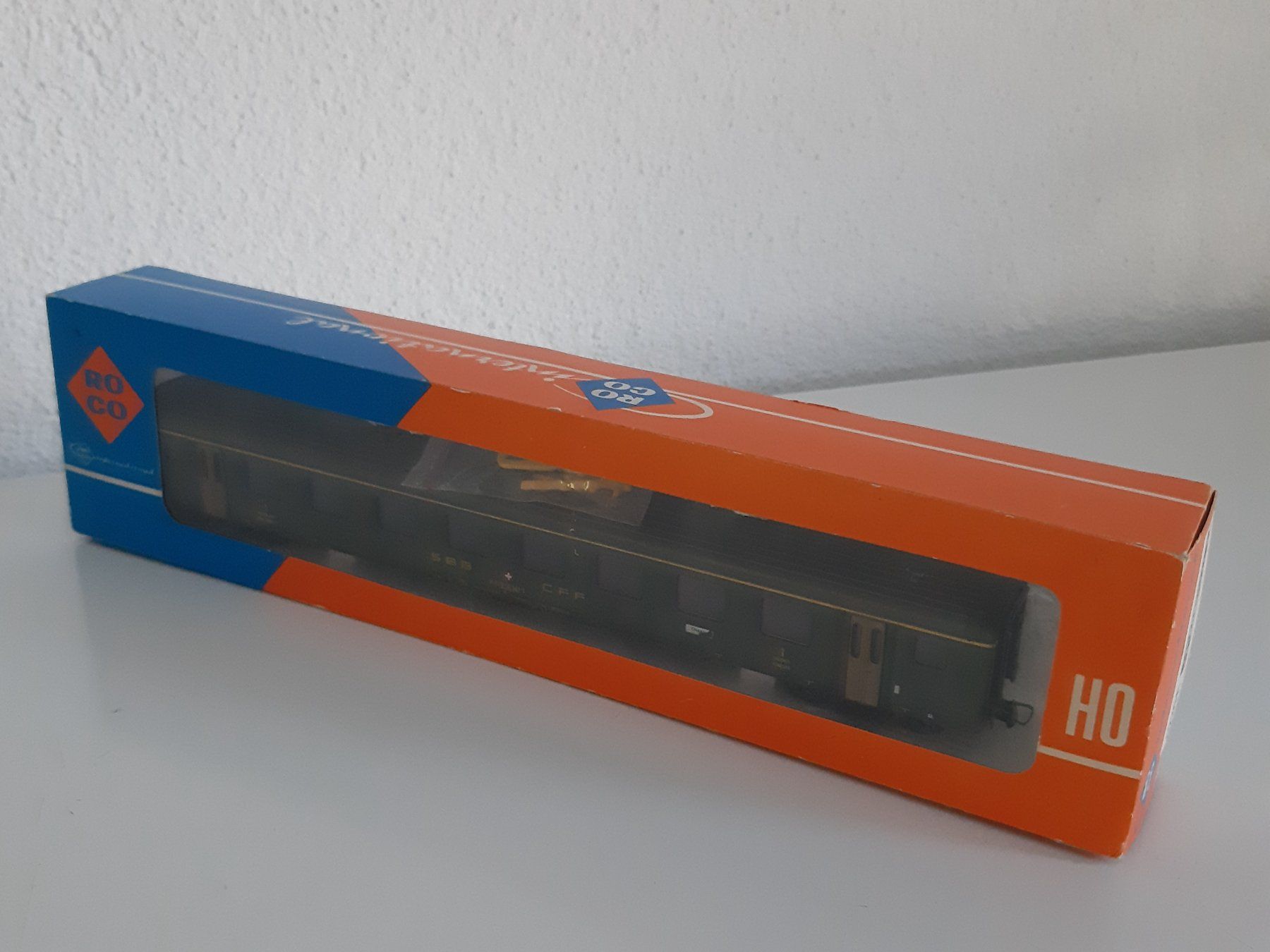 Roco Modelleisenbahnen: Roco HO 4239 A PersonenWagen – Gebraucht aus Buchs SG von Bray_Law 3