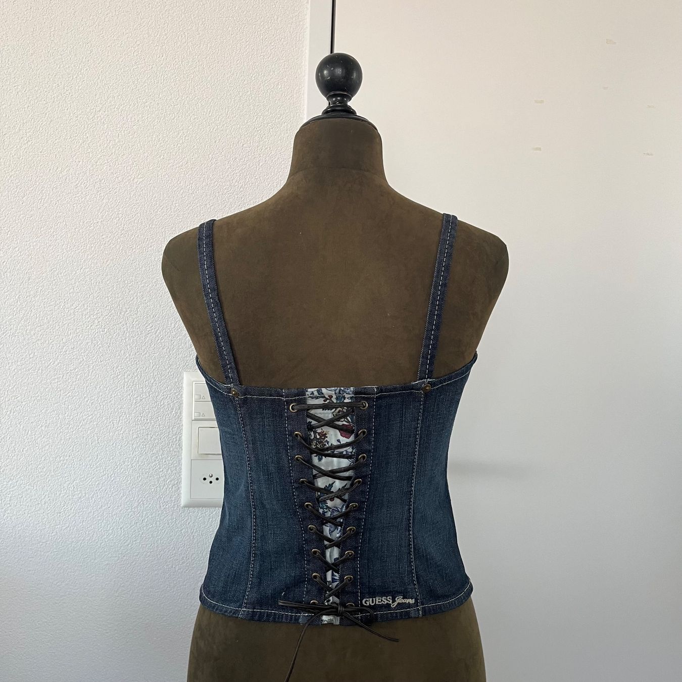 Guess Tops: Guess Jeans Corset – Neuf (Voir description) à Zug par Grc999 3