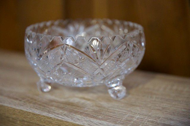 Schalen: Handgeschliffene Kristallglas Schale mit Füssen – Gebraucht aus Titterten von fra_v27g 1