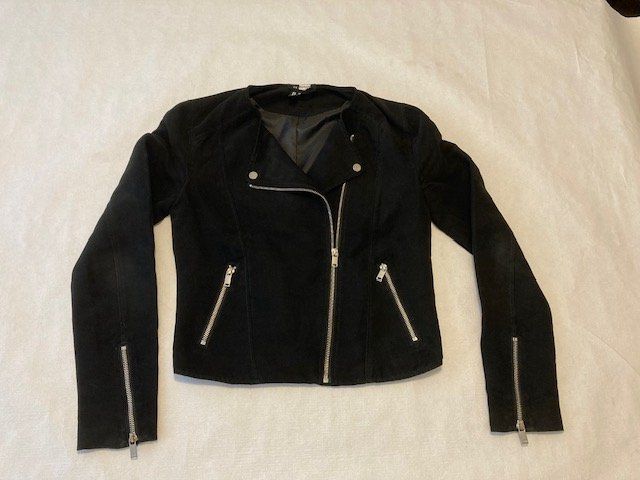 H&M Giacche: 1 Damen-Jäckli schwarz, H&M, Gr. 36 – Usato da Richterswil venduto da Hausi12