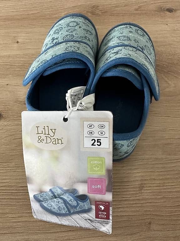 Scarpe per ragazzi: Kinderfinken / Hausschuhe Grösse 25 – Nuovo (secondo la descrizione) da Esslingen venduto da mar_78x2 1