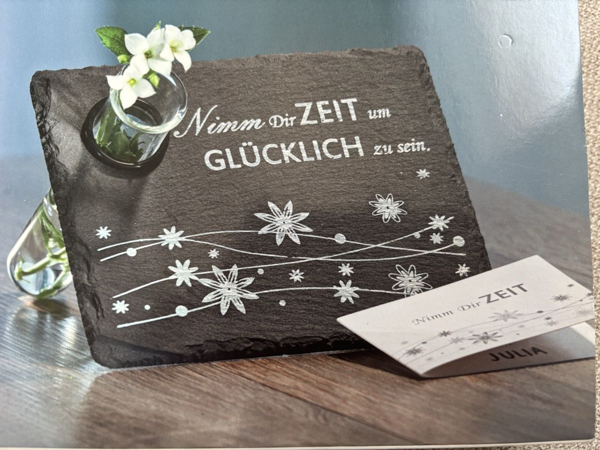 Tutte le decorazioni: Geschenkset Schiefertafel "Glücklich" mit Vase neu – Nuovo (secondo la descrizione) da Termen venduto da rowi13