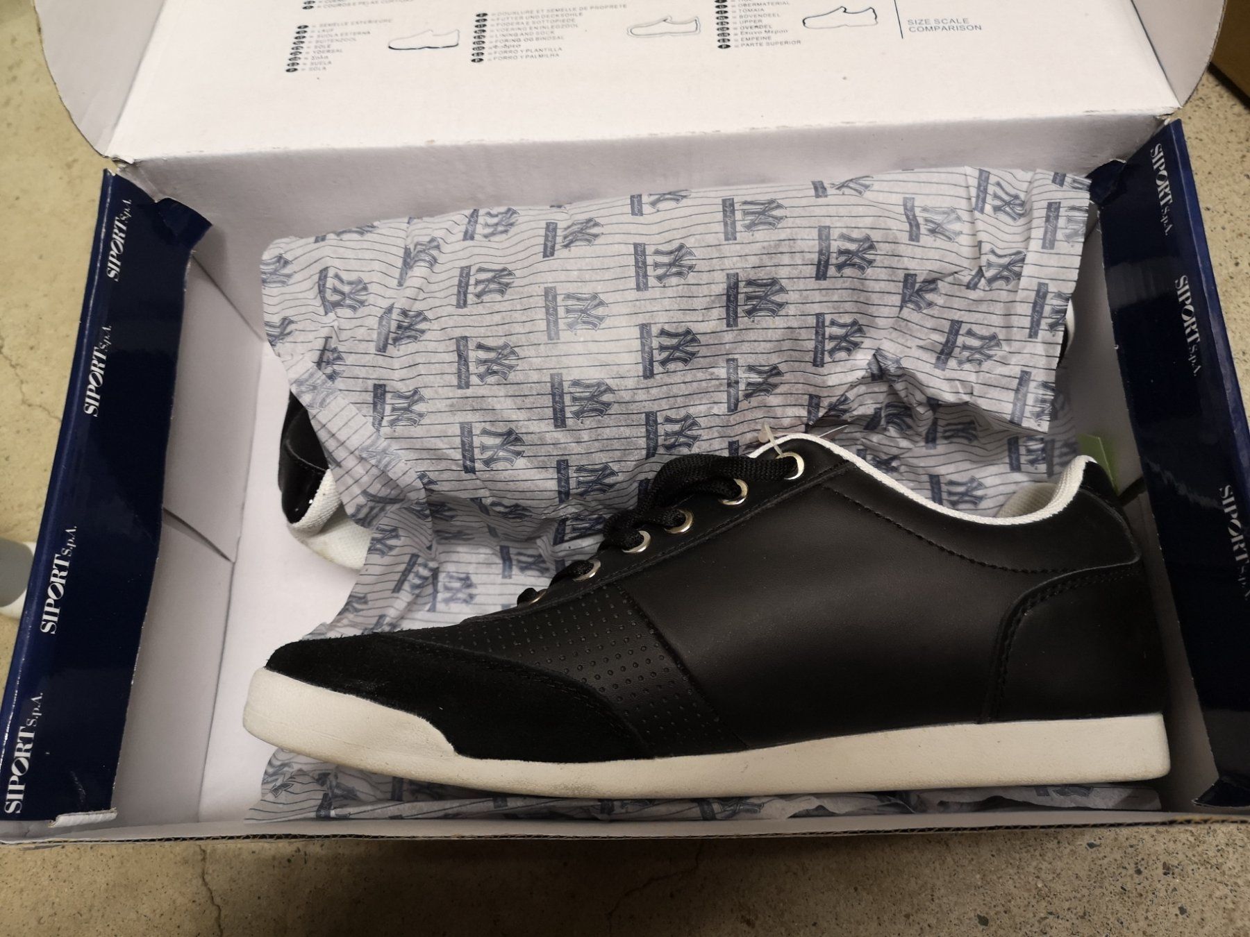 Scarpe da uomo: New York Yankees Schuhe NEU! – Nuovo e nell'imballaggio originale da Full-Reuenthal venduto da BroccoliAG 4