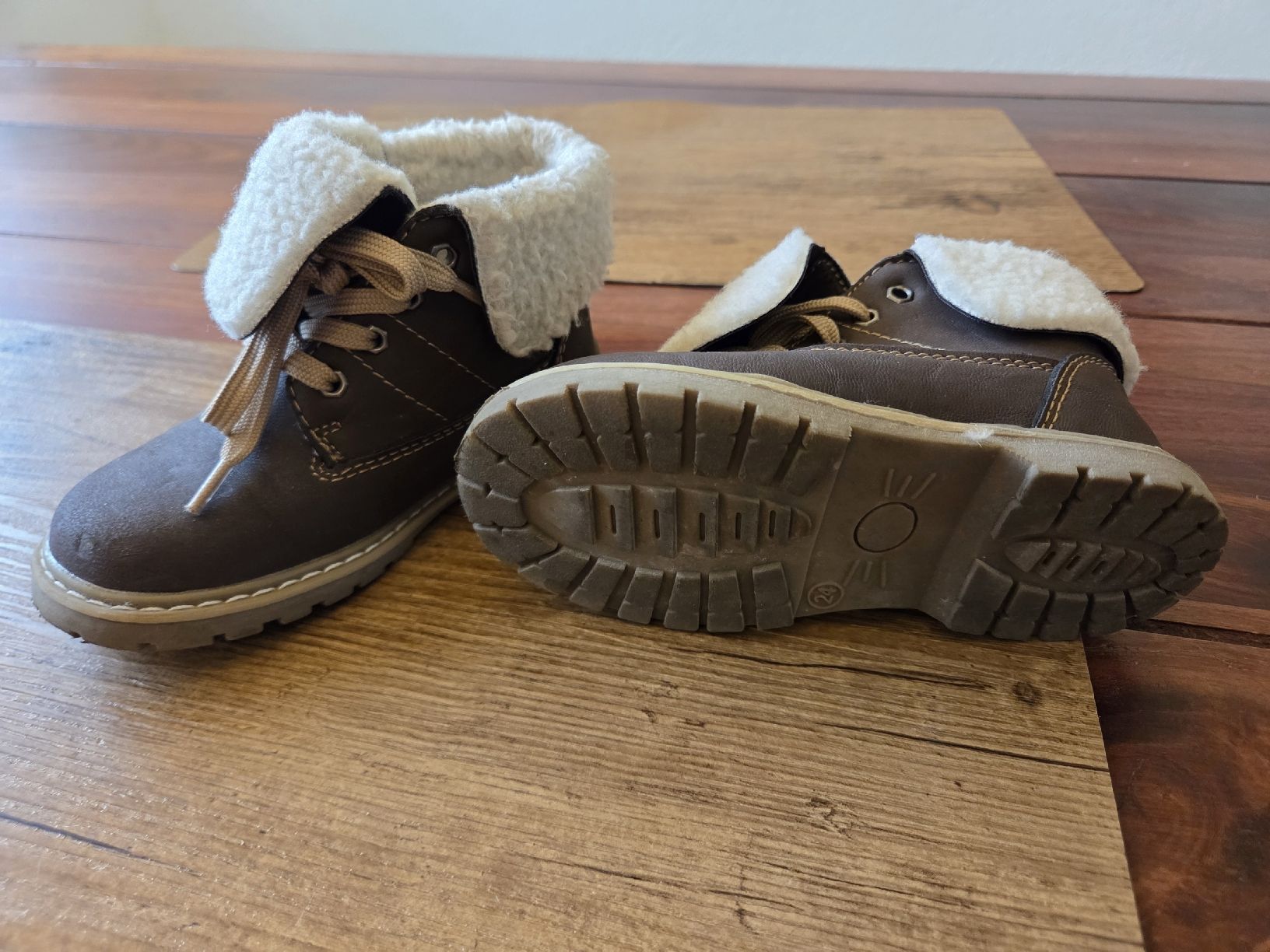 Scarpe per ragazzi: Smile Winterstiefel, Grösse 24 – Usato da Matzendorf venduto da chicaela