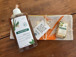 Klorane: Shampoing Antipelliculaire + solide et sa trousse!