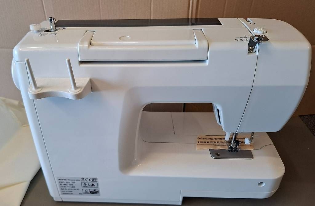 Mio Star Macchine da cucire: Mio-Star Nähmaschine – Usato da Grub SG venduto da mar_2yfd 1