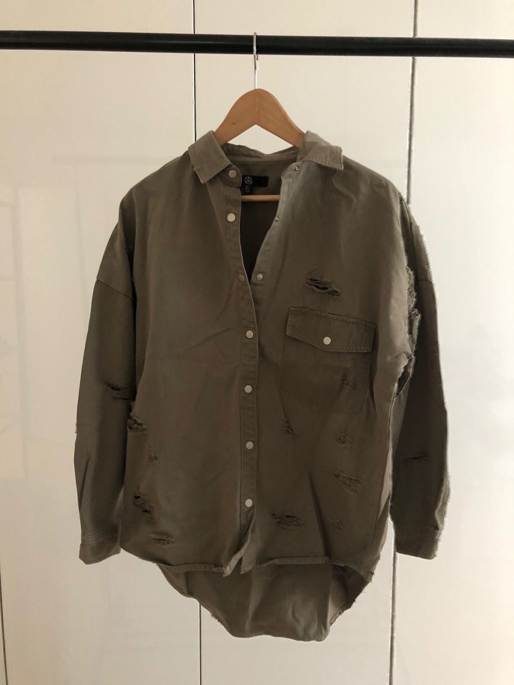 Camicette: Leichte Jacke / Hemd von Missguided – Nuovo (secondo la descrizione) da Grenchen venduto da iagiag